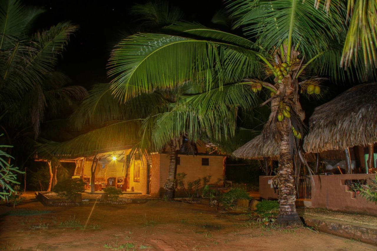 Yalaway Nature Villa Tissamaharama Exterior photo