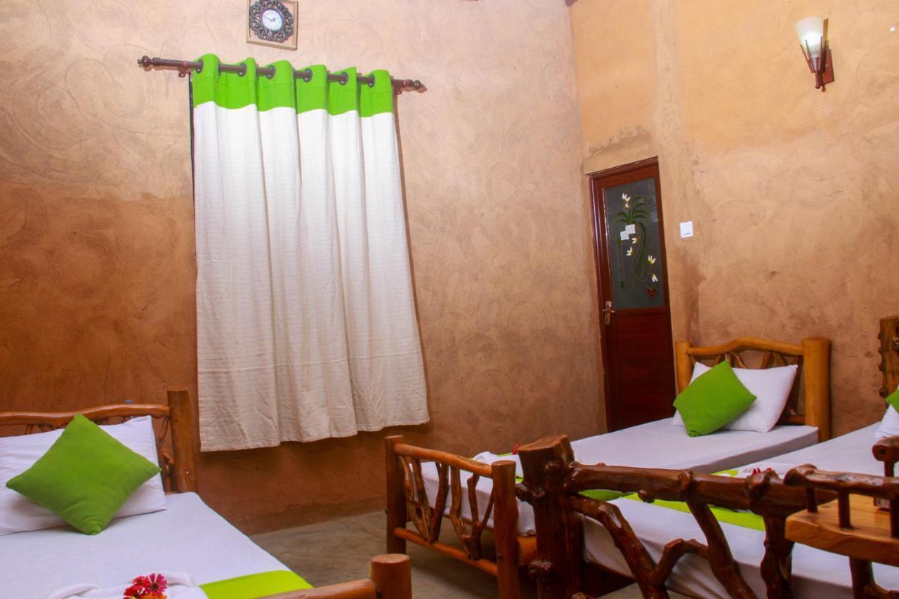 Yalaway Nature Villa Tissamaharama Exterior photo